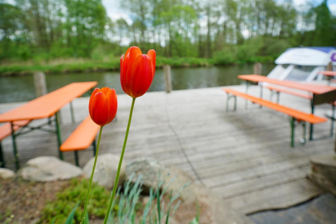 Pension "Am Brunnen" Parchim Eksteriør bilde